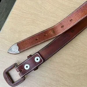 Quadraro | Accessories | Quadraro Vintage Italian Brown  display picture 3